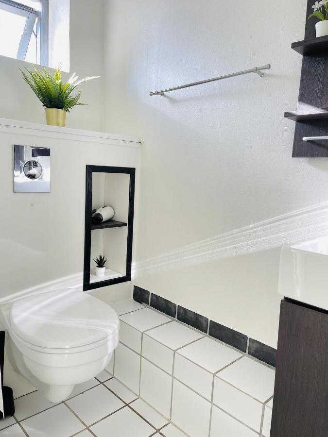 Aday - Central Charming Apartment With Terrace 올보르 외부 사진